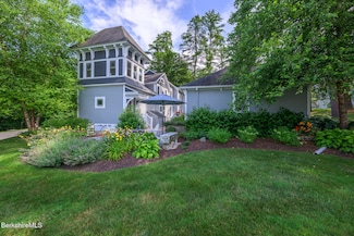 850 Summer St Unit M14, Lee, MA 01238