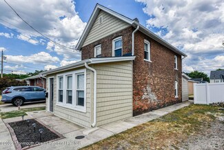 60 Laurel St, South Amboy, NJ 08879
