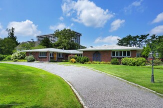 52 River Ave, Monmouth Beach, NJ 07750