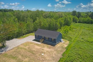 255 Cushing Rd, Cushing, ME 04563