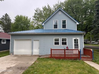 603 7th Ave S, Clear Lake, SD 57226