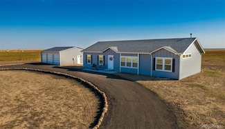 6 Timberlake Ct, Byers, CO 80103