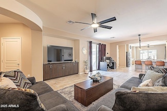 870 E Runaway Bay Place, Chandler, AZ 85249