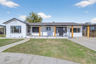 202 W Gail Ave, Tulare, CA 93274