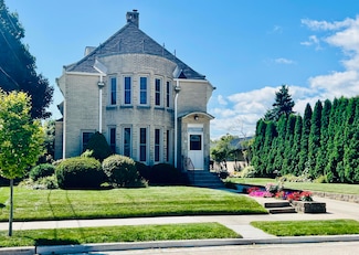 317 Euclid Ave, Sheboygan, WI 53083