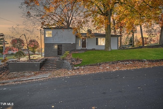 1389 Ash St, Kingsport, TN 37664