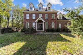4100 Braddock Rd, High Point, NC 27265