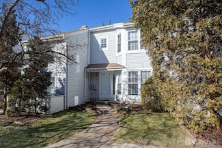 28 Borelle Square, Parlin, NJ 08859