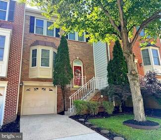 12121 Derriford Ct, Woodbridge, VA 22192