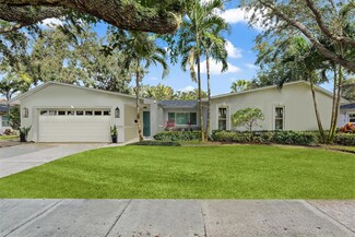 283 Belleair Dr NE, Saint Petersburg, FL 33704