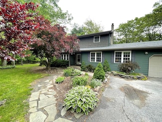 719 Homestead Ave, Effort, PA 18330