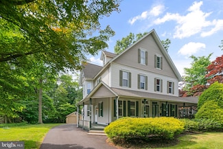 8 E Oak Ave, Moorestown, NJ 08057