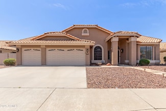 869 W Emerald Island Dr, Gilbert, AZ 85233