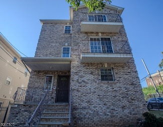 90 W Kinney St Unit 1, Newark, NJ 07102