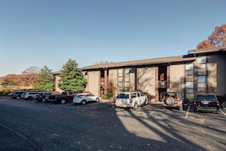 180 Lake Club Dr Unit 12, Branson, MO 65616