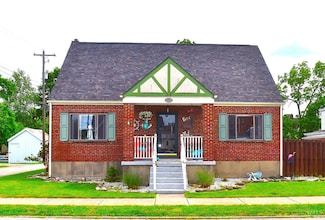 108 E 3rd St, Brookville, IN 47012