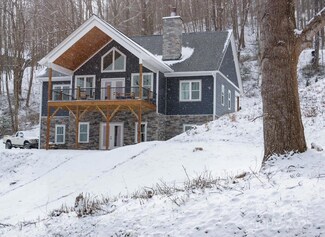 25 Eagle Fork Dr, Waynesville, NC 28786