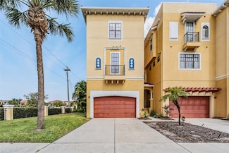 6404 Mayra Shores Ln, Apollo Beach, FL 33572
