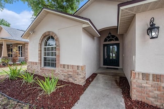 6711 Thackston Dr, Riverview, FL 33578