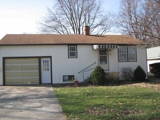 906 E 3rd St, Fowler, IN 47944