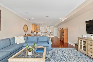 615 Adams St Unit 4E, Hoboken, NJ 07030