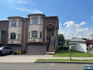 309 8th St Unit 3, Palisades Park, NJ 07650