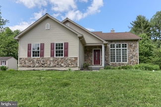 112 Crooked Hill Rd, Hummelstown, PA 17036