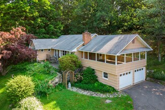 24 Warwick Rd, New Fairfield, CT 06812