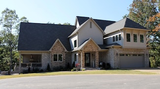 200 Pioneer Ln, Savannah, TN 38372