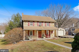 5353 Strasburg Rd, Kinzers, PA 17535