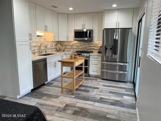 1354 S Avenida Polar Unit H-5, Tucson, AZ 85710