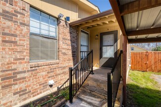 500 Byron St, Fort Worth, TX 76114
