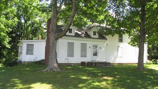 6645 NE Rockfield Rd, Delphi, IN 46923