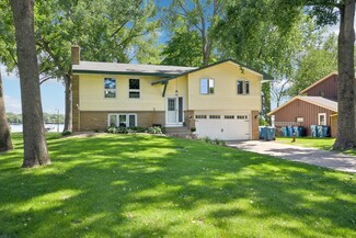 21944 Jason Ave N, Forest Lake, MN 55025
