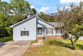 1918 N Pearl St, Fayetteville, NC 28303