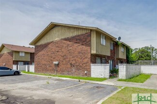 11 Lewis Dr, Savannah, GA 31406
