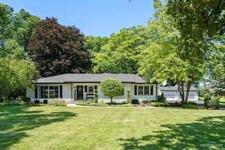 8s Granart Rd, Big Rock, IL 60511