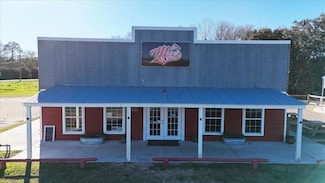 2706 Texas 124, Stowell, TX 77665
