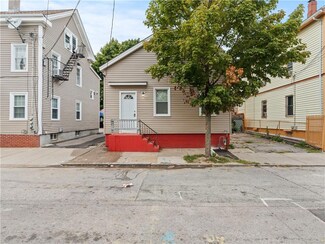 71 Ford St, Providence, RI 02907
