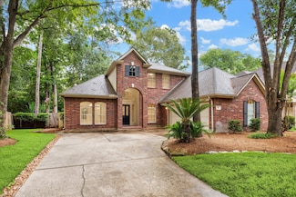 38 E Knightsbridge Dr, Conroe, TX 77385