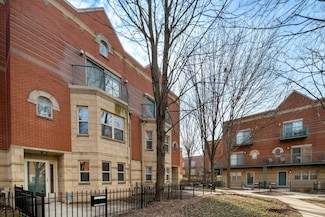 4530 S Woodlawn Ave Unit 102, Chicago, IL 60653