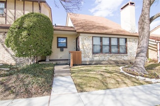 2007 Clubview Dr, Carrollton, TX 75006