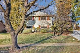 846 Lafayette Dr, Mount Laurel, NJ 08054