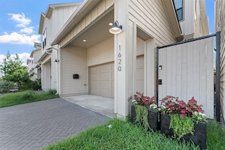 1620 Northwood St, Houston, TX 77009
