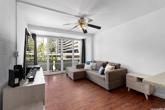 445 Kaiolu St Unit 407, Honolulu, HI 96815