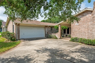 306 San Saba Dr, Portland, TX 78374