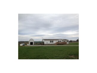 2742 NE Shikles Rd, Lathrop, MO 64465