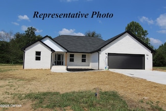 440 Oak Point Dr, Lexington, TN 38351