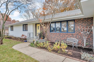 3007 SE Starlite Dr, Topeka, KS 66605