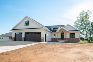 3224 Eclipse Dr, Bellevue, WI 54311